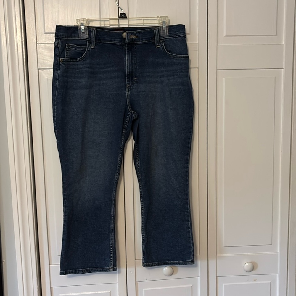 Lee cropped jeans